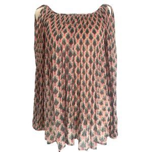 Lauren Conrad Cold Shoulder top    LTOP450